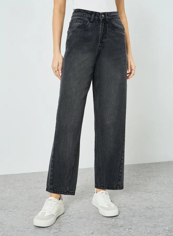 ستايلي جينز بقصة مريحة وخصر عالي للنساء